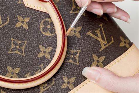 how to restore a louis vuitton handbag|louis vuitton restoration services.